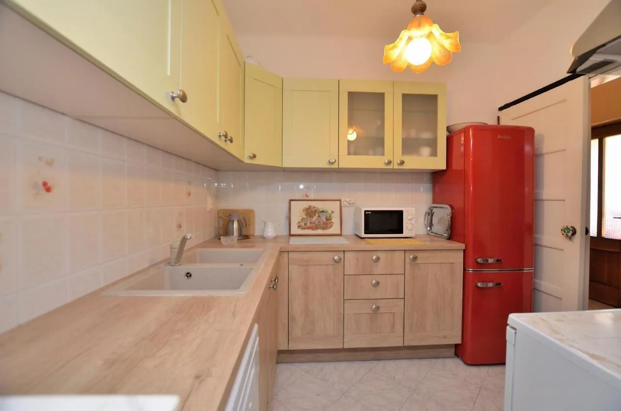 Apartment Nando Lovran