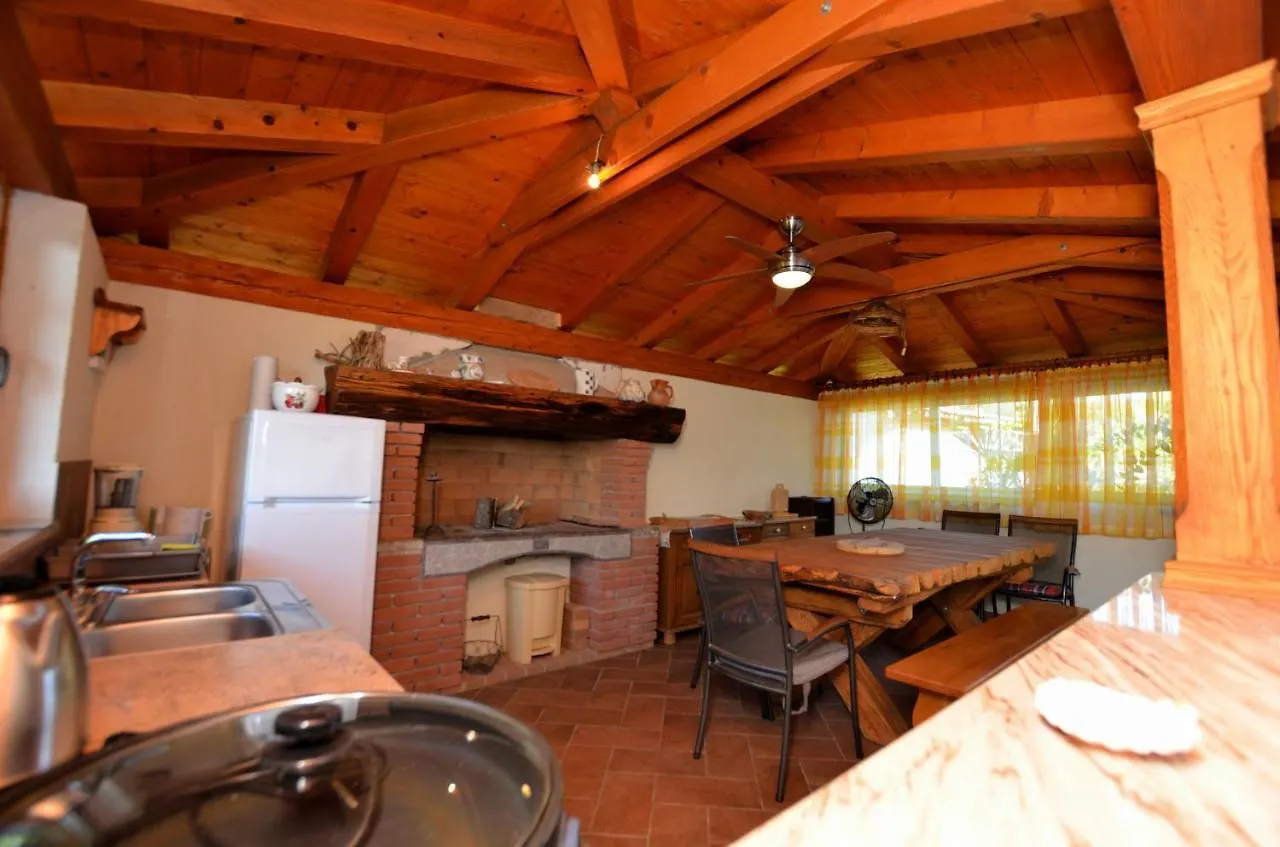 Apartment Nando Lovran 0*,  Croatia