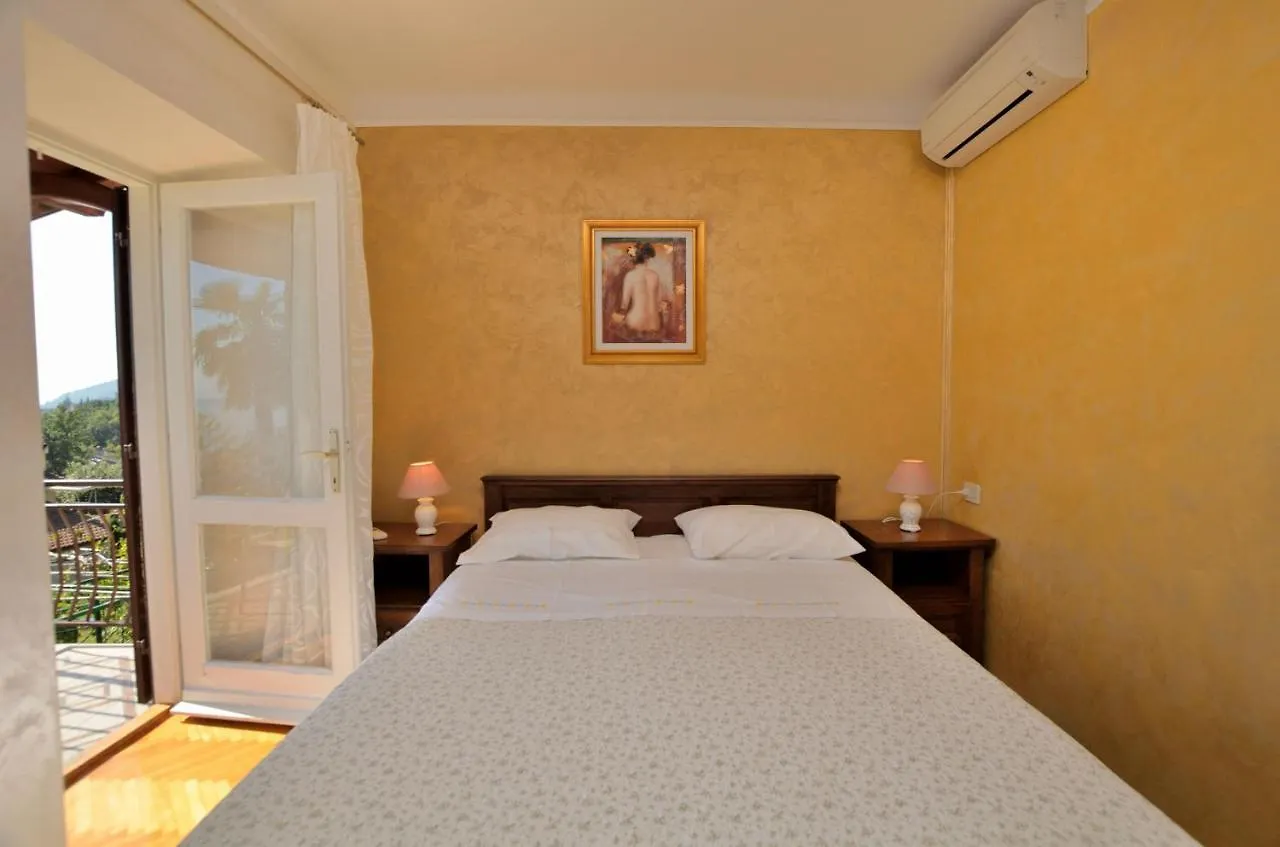 Apartment Nando Lovran