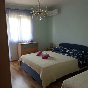  Apartment Grzin -